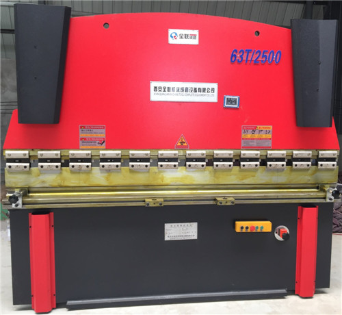 液(yè)壓數顯(xian)折彎機(jī) 液壓(yā)數顯折(she)彎機