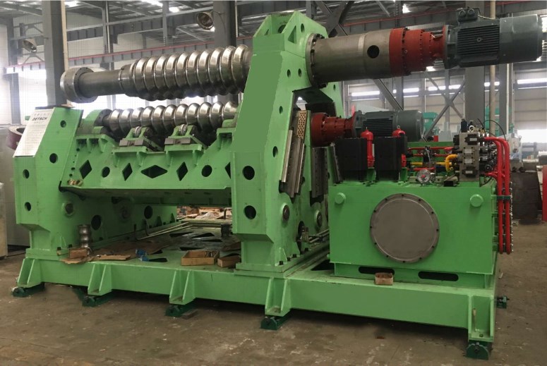 卷(juàn)闆機 卷(juan)闆機