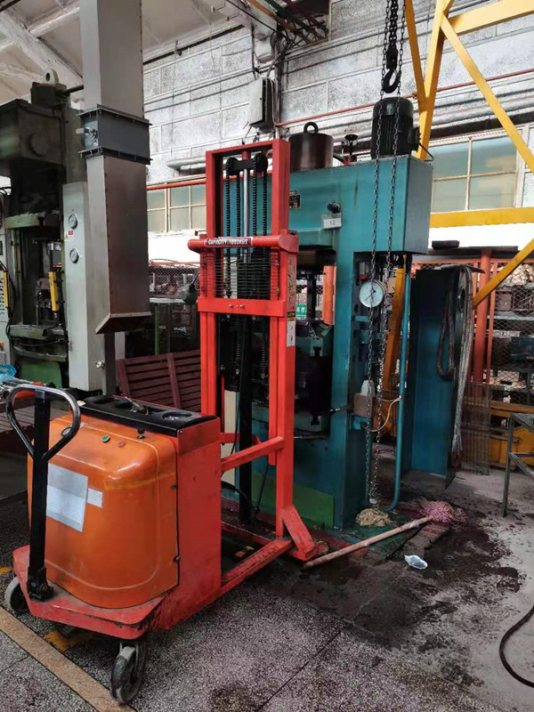 西安郴(chēn)州日冠陶(táo)瓷制造集(ji)团(WAP站)