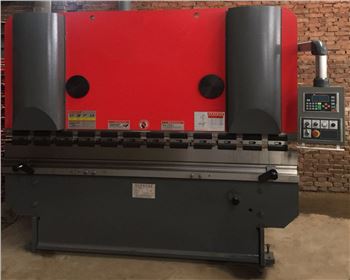 西安市(shì)長安區黃良古(gu)城車輛廠