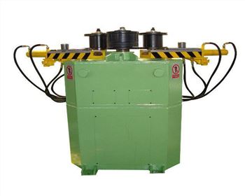 西甯數顯弧(hú)線三輥型材卷(juàn)彎機