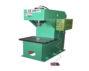 單(dān)柱液壓機 單柱(zhu)液壓機