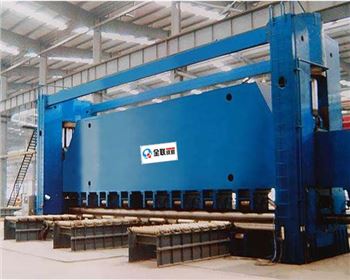 卷闆(pan)機 卷闆機(ji)