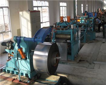 開卷校平(píng)剪切生産(chan)線維修改(gai)造