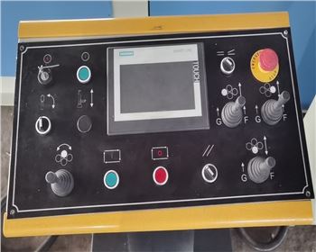 西安郴州日(rì)冠陶瓷制造(zao)集团(WAP站)